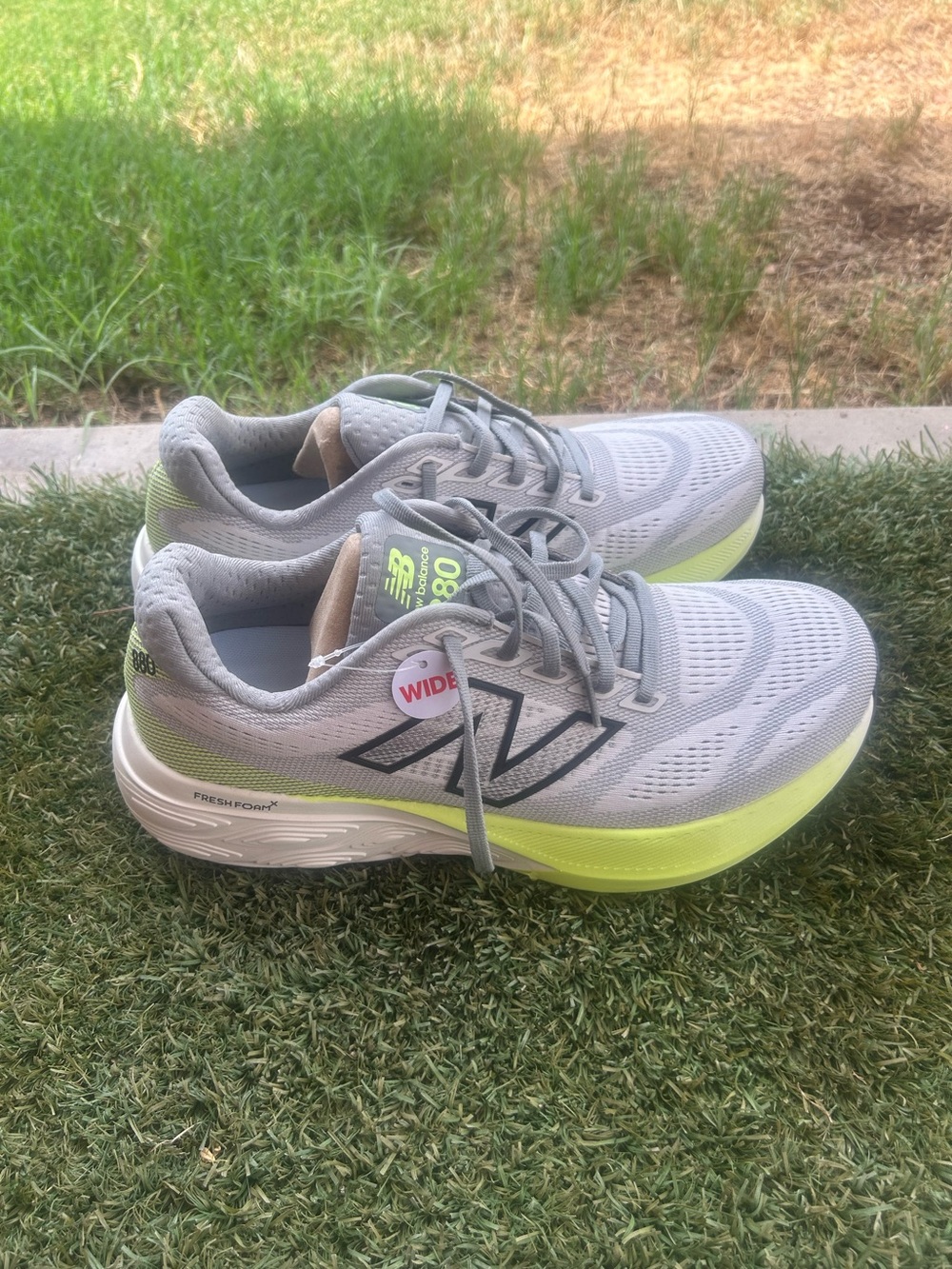 NWB New Balance Men's Fresh Foam X 880 V15 Running Shoe Sz 10 Wide